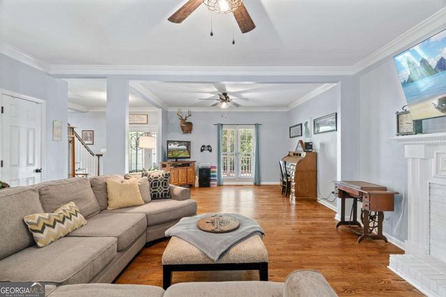 1325 Willow Tree Drive, Woodstock, GA 30188