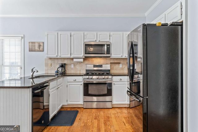 1325 Willow Tree Drive, Woodstock, GA 30188