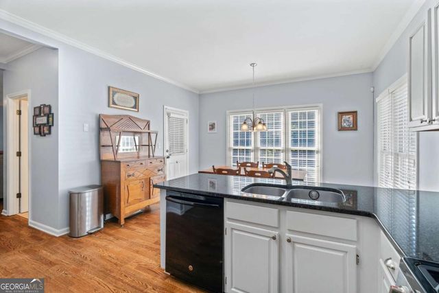 1325 Willow Tree Drive, Woodstock, GA 30188