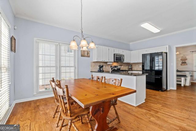 1325 Willow Tree Drive, Woodstock, GA 30188