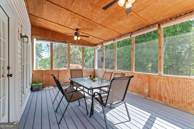 1325 Willow Tree Drive, Woodstock, GA 30188