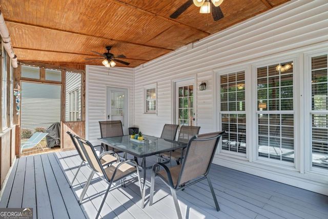 1325 Willow Tree Drive, Woodstock, GA 30188