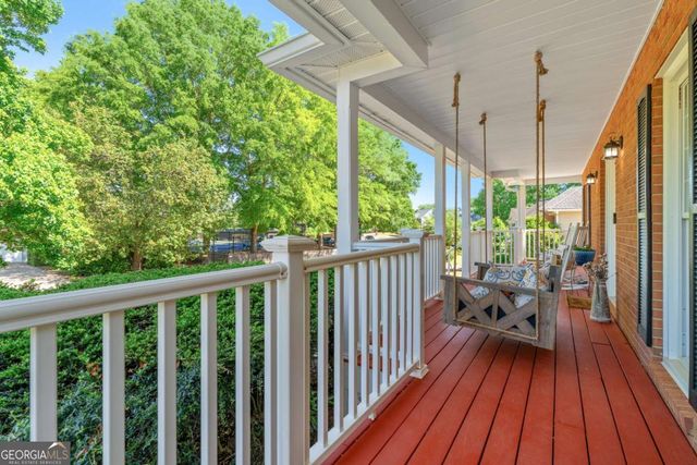 1325 Willow Tree Drive, Woodstock, GA 30188