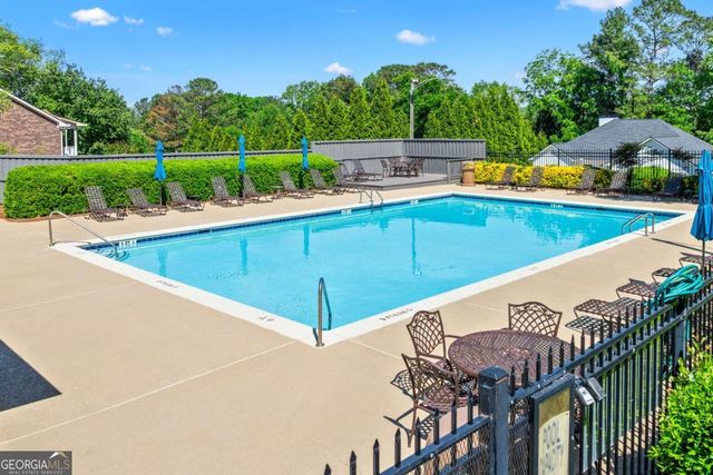 1325 Willow Tree Drive, Woodstock, GA 30188