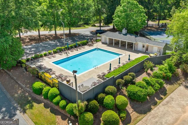 1325 Willow Tree Drive, Woodstock, GA 30188