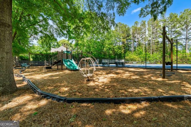 1325 Willow Tree Drive, Woodstock, GA 30188