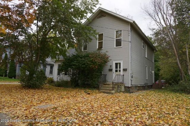 821 N Chestnut Street, Lansing, MI 48906