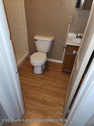 821 N Chestnut Street, Lansing, MI 48906