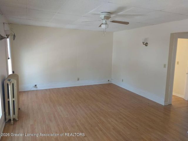 821 N Chestnut Street, Lansing, MI 48906