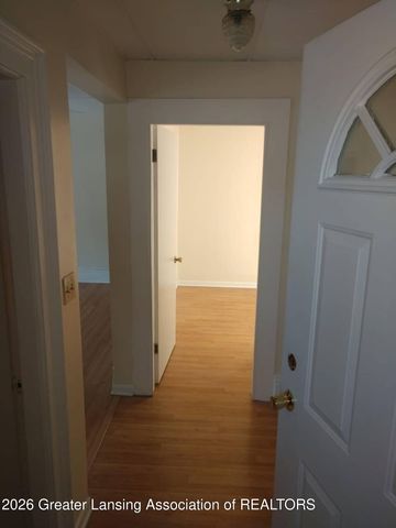 821 N Chestnut Street, Lansing, MI 48906