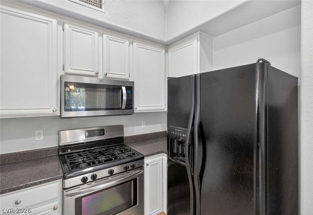 10245 South Maryland Parkway 2197, Las Vegas, NV 89183