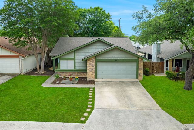 9338 Points Edge, San Antonio, TX 78250