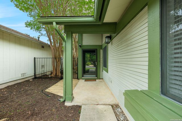 9338 Points Edge, San Antonio, TX 78250