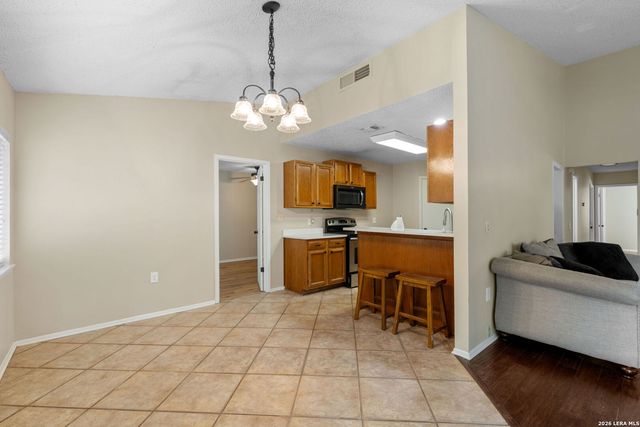 9338 Points Edge, San Antonio, TX 78250