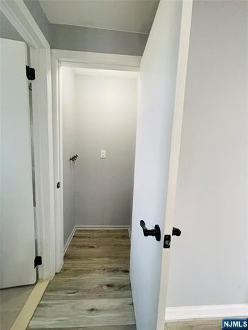 624 Devon Street 2nd fl, Kearny, NJ 07032