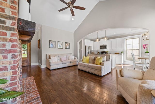 111 Rue Village Road, Maurice, LA 70555