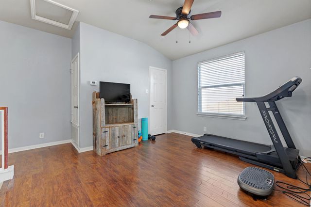 103 Hoya LN, San Marcos, TX 78666