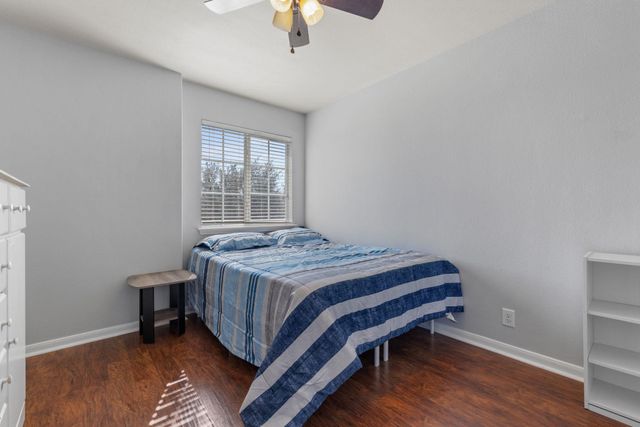 103 Hoya LN, San Marcos, TX 78666