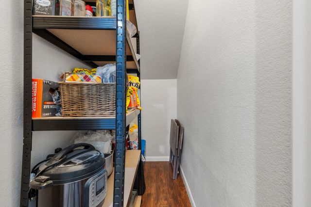 103 Hoya LN, San Marcos, TX 78666