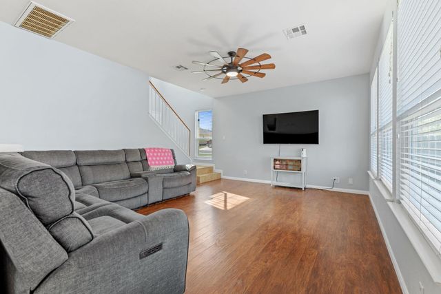 103 Hoya LN, San Marcos, TX 78666