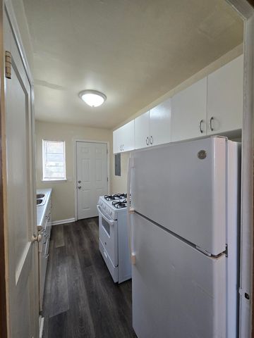 718 S Hunter, Wichita, KS 67217