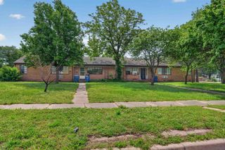 718 S Hunter, Wichita, KS 67217