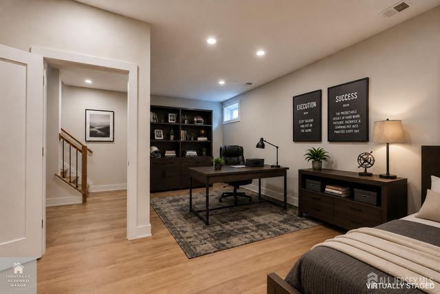 16 Valiant Court, Middletown, NJ 07748