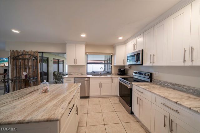 1914 Country Club BLVD, Cape Coral, FL 33990