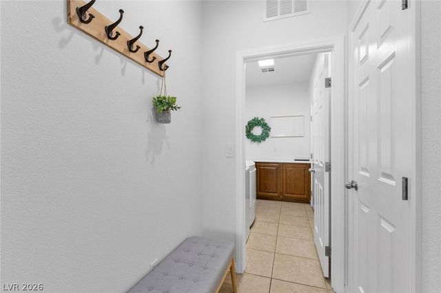 5543 Table Top Lane, Las Vegas, NV 89135