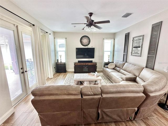 3004 MINUTEMAN LANE, Brandon, FL 33511