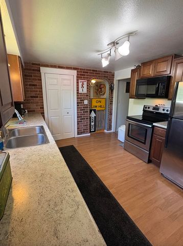 6701 N normandie St, Spokane, WA 99208