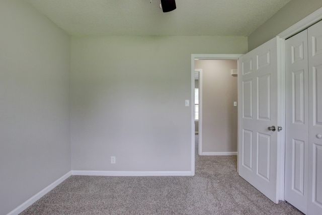 1006 Bush Ave, Oak Grove, KY 42262