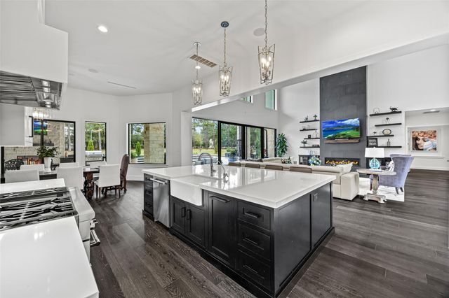 29011 Village Bend, Magnolia, TX 77355