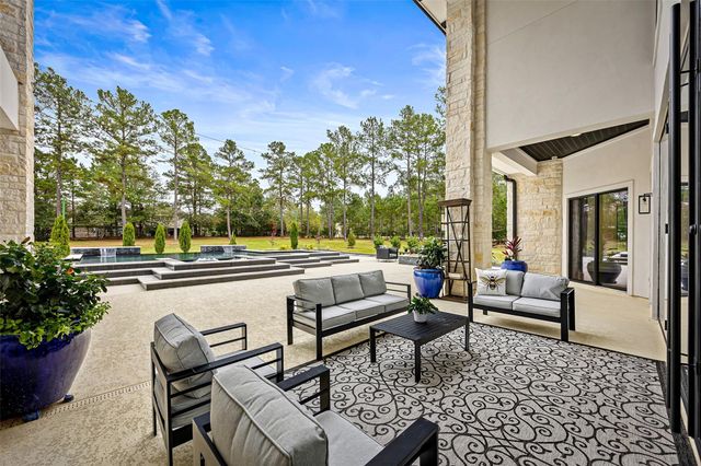 29011 Village Bend, Magnolia, TX 77355