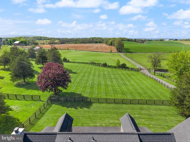 7812 ROWE RUN ROAD, Chambersburg, PA 17202