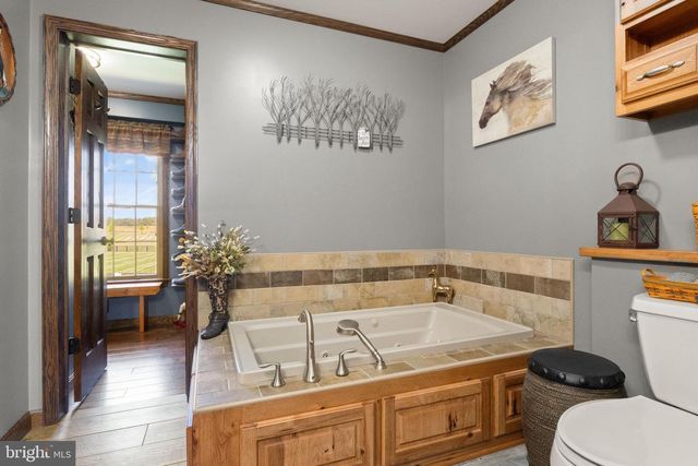 7812 ROWE RUN ROAD, Chambersburg, PA 17202