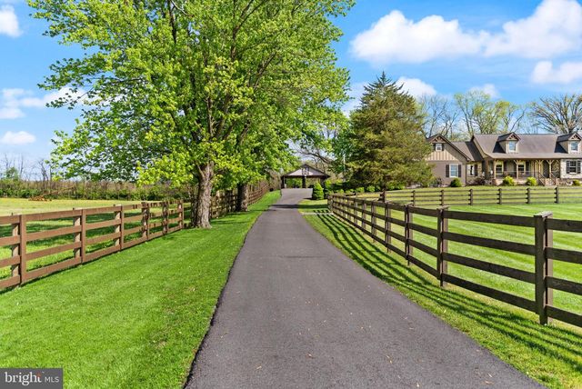 7812 ROWE RUN ROAD, Chambersburg, PA 17202