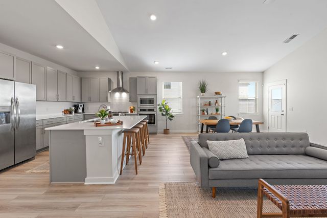 1056 Pebble Run Rd, Hendersonville, TN 37075