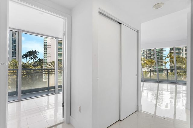 2950 NE 188th Street 349, Aventura, FL 33180