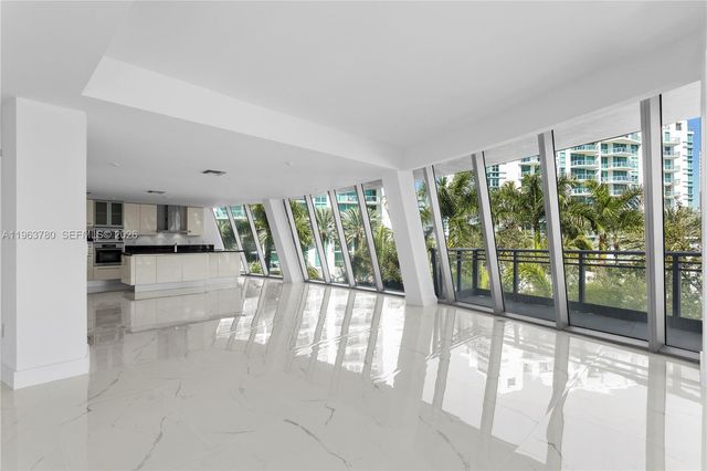 2950 NE 188th Street 349, Aventura, FL 33180