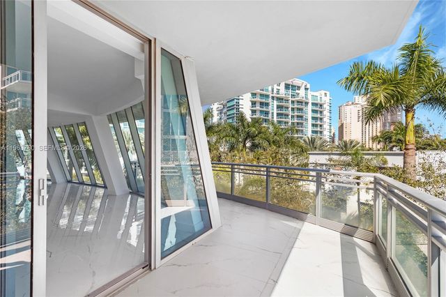 2950 NE 188th Street 349, Aventura, FL 33180
