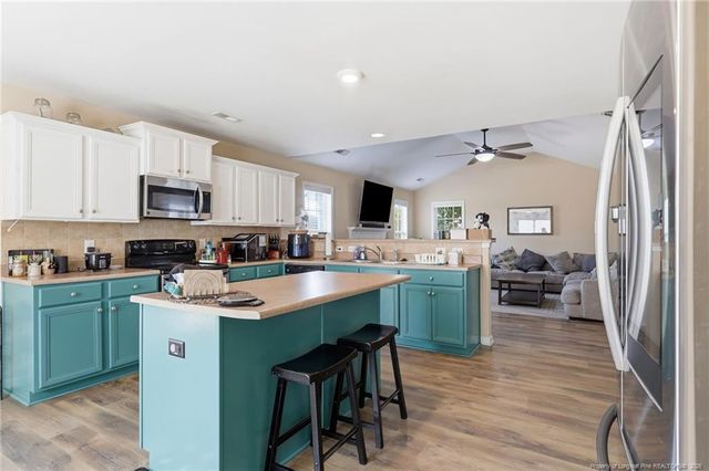 2012 Gray Goose Loop, Fayetteville, NC 28304