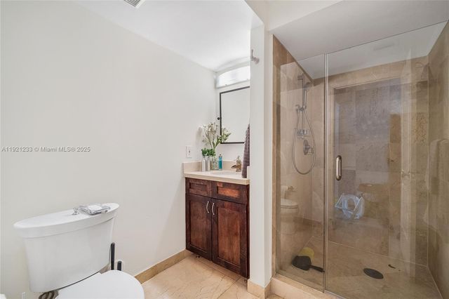 10670 SW 77th Ave 10670, Pinecrest, FL 33156