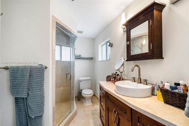 10670 SW 77th Ave 10670, Pinecrest, FL 33156