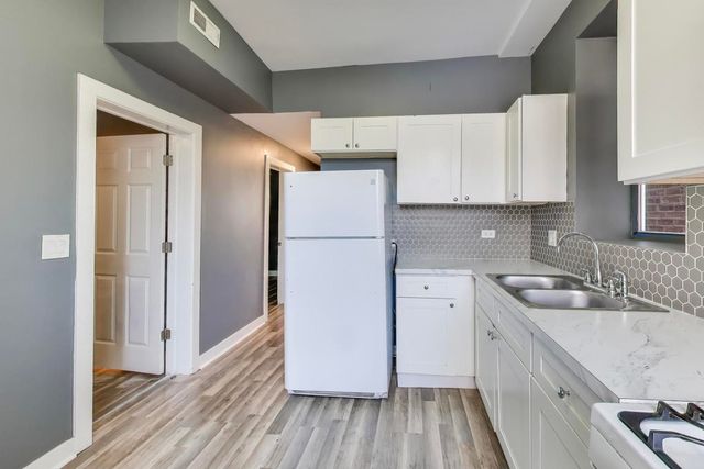 6624 S Rhodes Avenue 1, Chicago, IL 60637