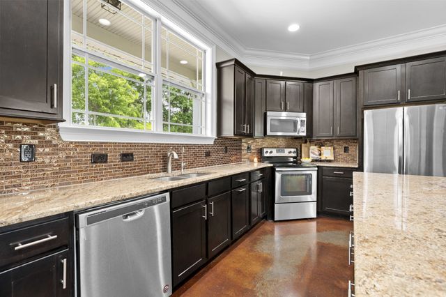 3946D Hickory Ridge Rd, Lebanon, TN 37087