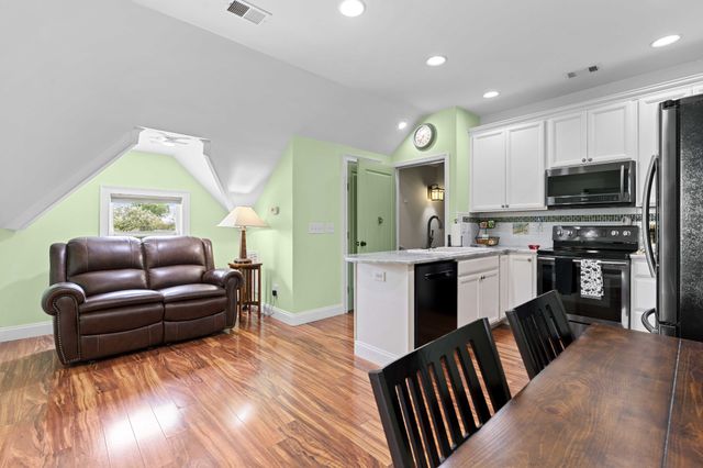 3946D Hickory Ridge Rd, Lebanon, TN 37087