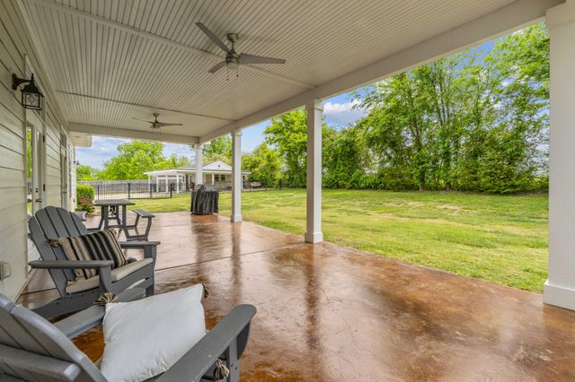 3946D Hickory Ridge Rd, Lebanon, TN 37087