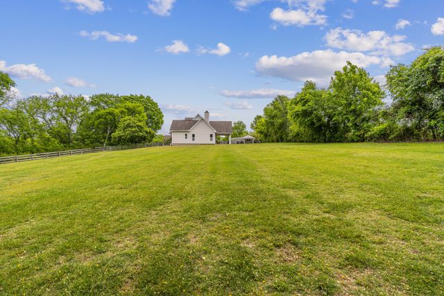 3946D Hickory Ridge Rd, Lebanon, TN 37087