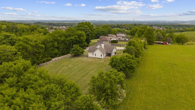3946D Hickory Ridge Rd, Lebanon, TN 37087